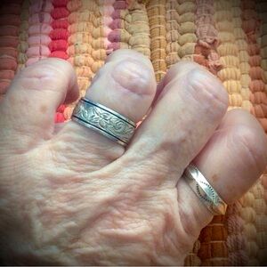 Sterling Silver Hawaiian 🌺 Plumeria cigar band ring!